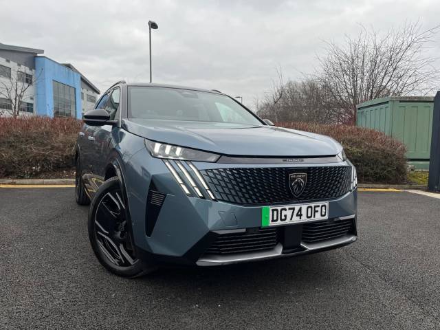 Peugeot E-5008 0.0 157kW GT 73kWh 5dr Auto Hatchback Electric BLUE