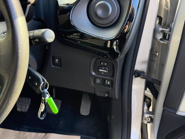 2022 Peugeot 108 1.0 72 Collection 5dr