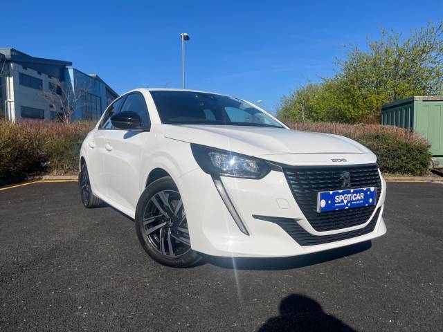 Peugeot 208 1.2 PureTech 100 Allure Premium 5dr Hatchback Petrol WHITE