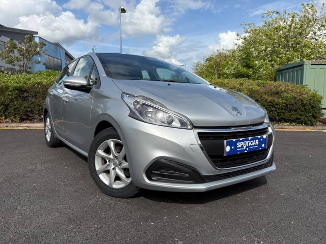 Peugeot 208 1.2 PureTech 82 Active 5dr Hatchback Petrol SILVER