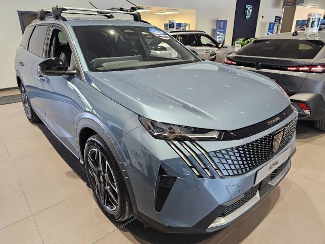 Peugeot 5008 1.2 MHEV Allure e-DSC Euro 6 (s/s) 5dr SUV Hybrid Ingaro Blue