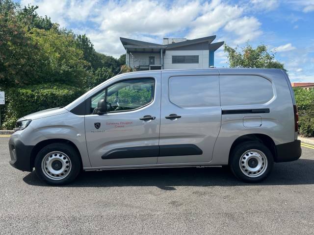 2025 Peugeot Partner 1.5 BlueHDi 100 Professional Van