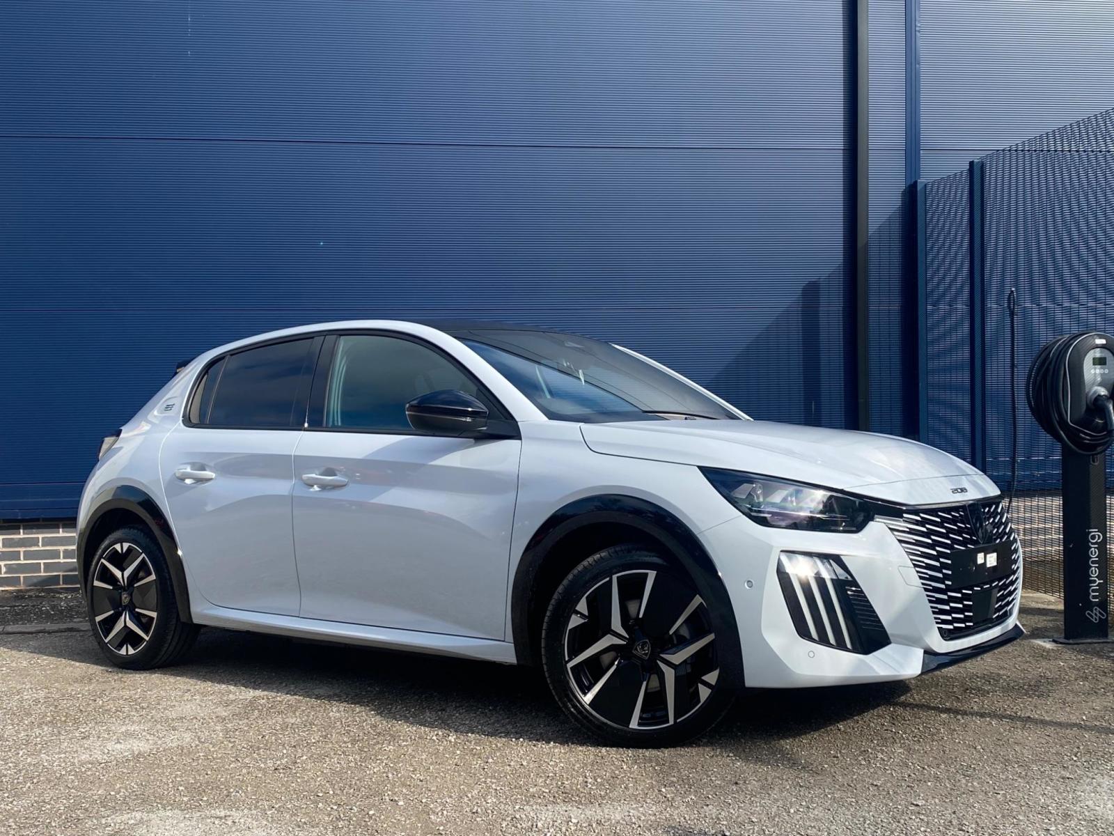 Peugeot e-208