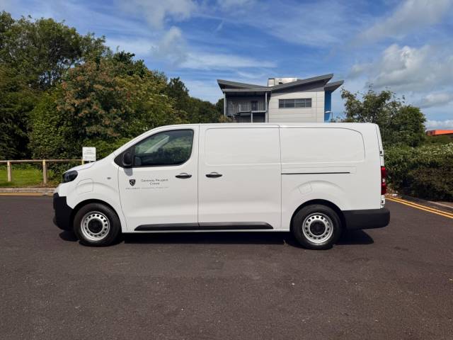 2025 Peugeot e-Expert 100kW 75kWh Professional Van Auto