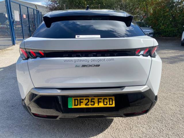 2025 Peugeot E-3008 0.0 157kW GT 73kWh 5dr Auto