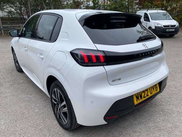 2022 Peugeot 208 1.5 BlueHDi 100 Allure Premium 5dr