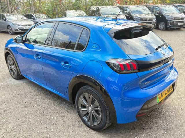 2022 Peugeot e-208 0.0 100kW Allure Premium + 50kWh 5dr Auto