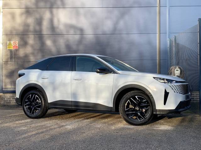 Peugeot 3008 1.2 HYBRID Allure e-DSC6 Euro 6 (s/s) 5dr SUV Hybrid Okenite White