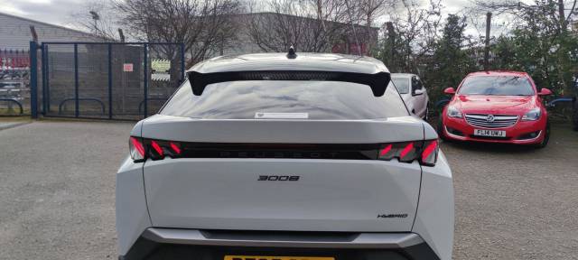 2025 Peugeot 3008 1.2 Hybrid 136 GT 5dr e-DSC6