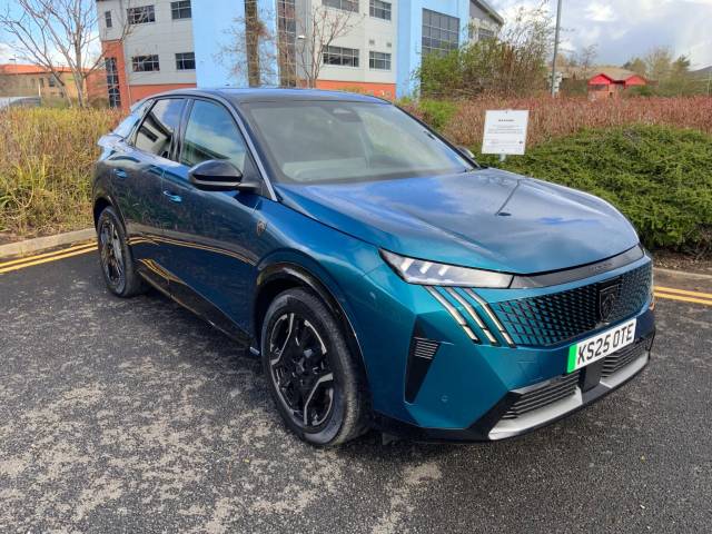 Peugeot E-3008 0.0 157kW GT 73kWh 5dr Auto Hatchback Electric BLUE