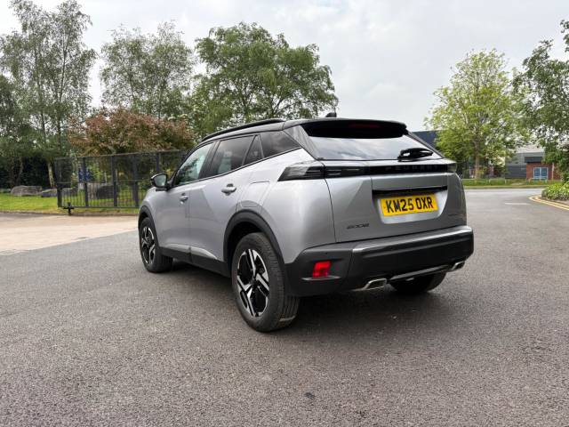 2025 Peugeot 2008 1.2 Hybrid 136 GT 5dr e-DSC6