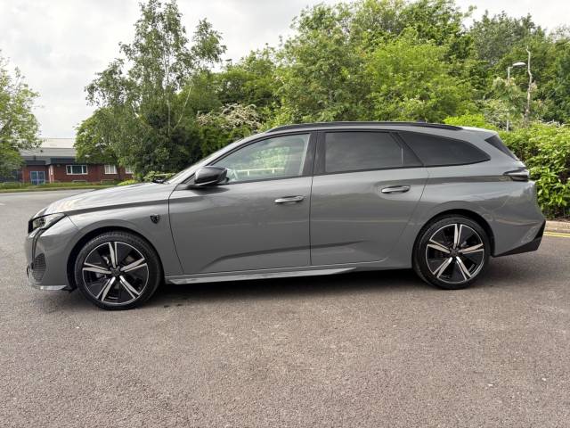 2025 Peugeot 308 SW 1.2 Hybrid 136 GT 5dr e-DSC6