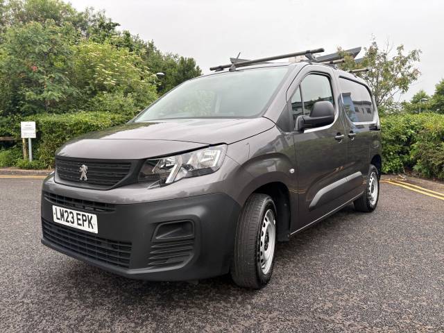 2023 Peugeot Partner 1000 1.5 BlueHDi 100 Professional Premium + Van