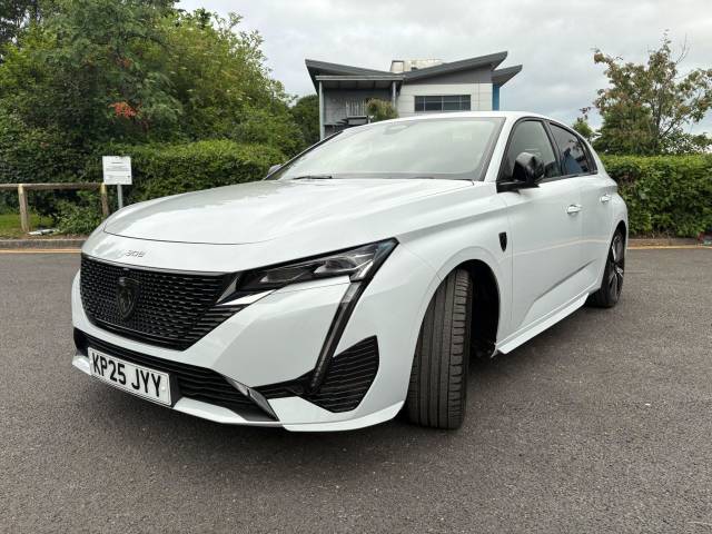2025 Peugeot 308 1.2 Hybrid 136 GT 5dr e-DSC6