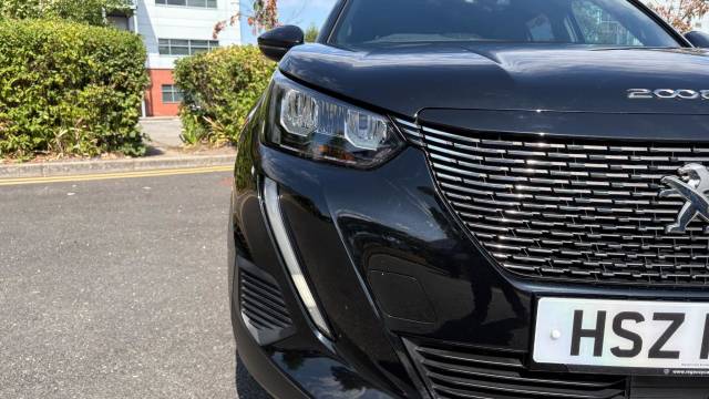 2023 Peugeot 2008 1.2 PureTech Allure Premium+ 5dr