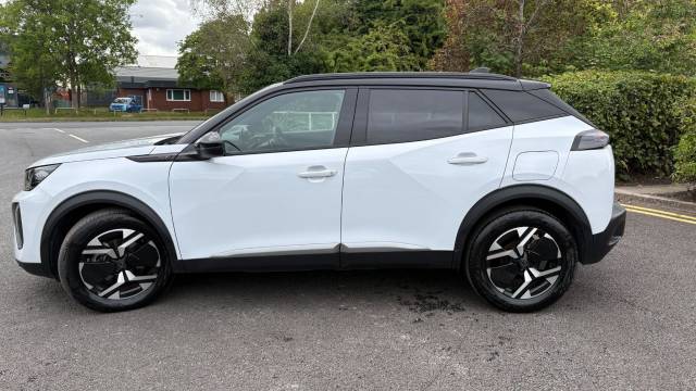 2025 Peugeot 2008 1.2 Hybrid 136 GT 5dr e-DSC6