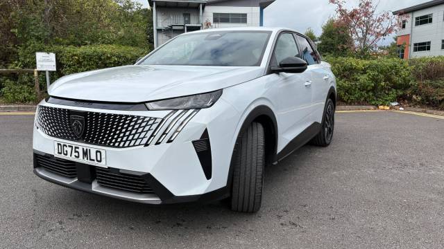 2025 Peugeot 3008 1.2 Hybrid 145 Allure 5dr e-DSC6