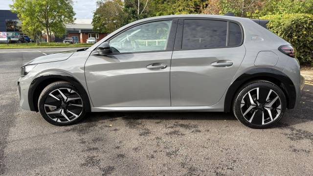 Peugeot e-208 51kWh GT Premium Auto 5dr (7.4kW Charger)