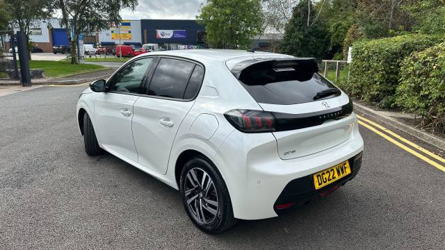 2022 Peugeot 208 1.2 PureTech 100 Allure Premium 5dr EAT8