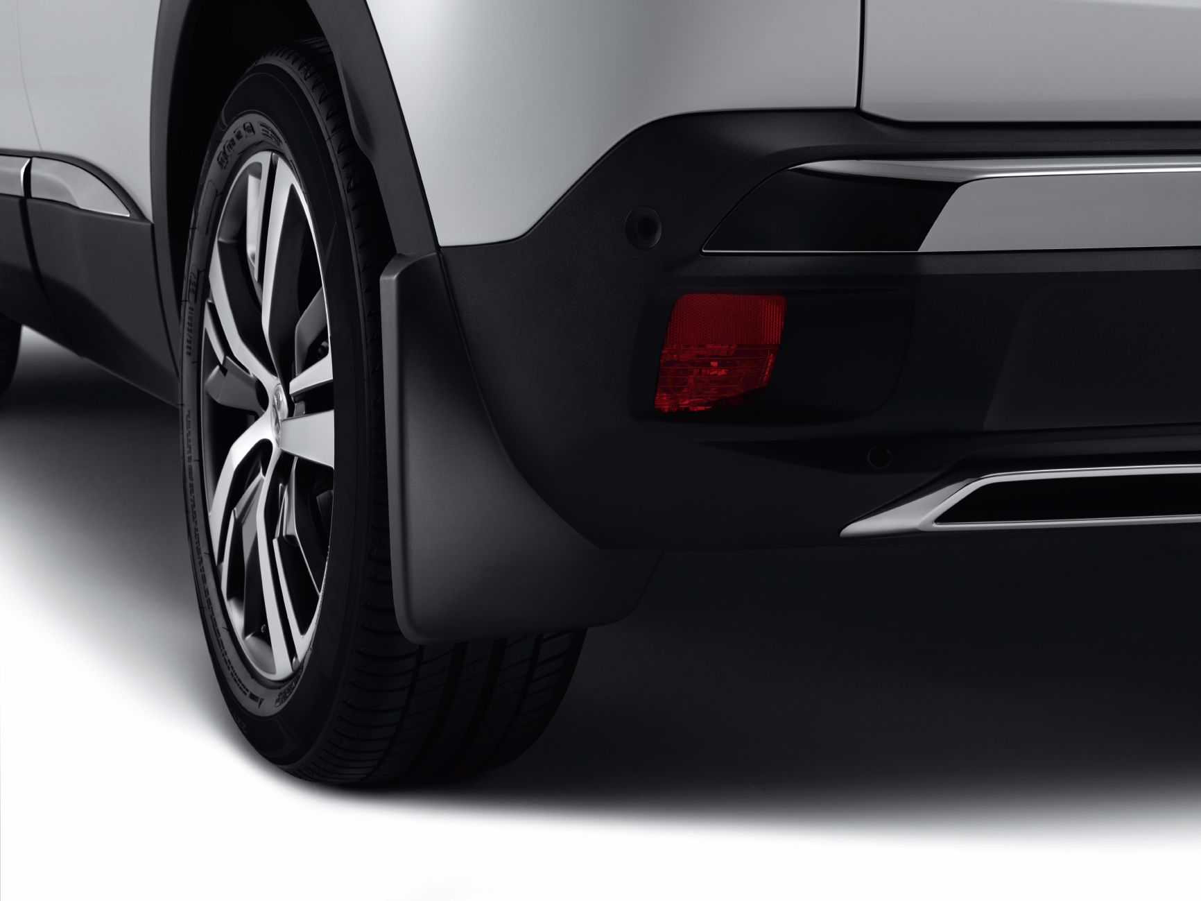 NEW 3008 REAR MUDFLAPS (1615101880) Price £50.47
