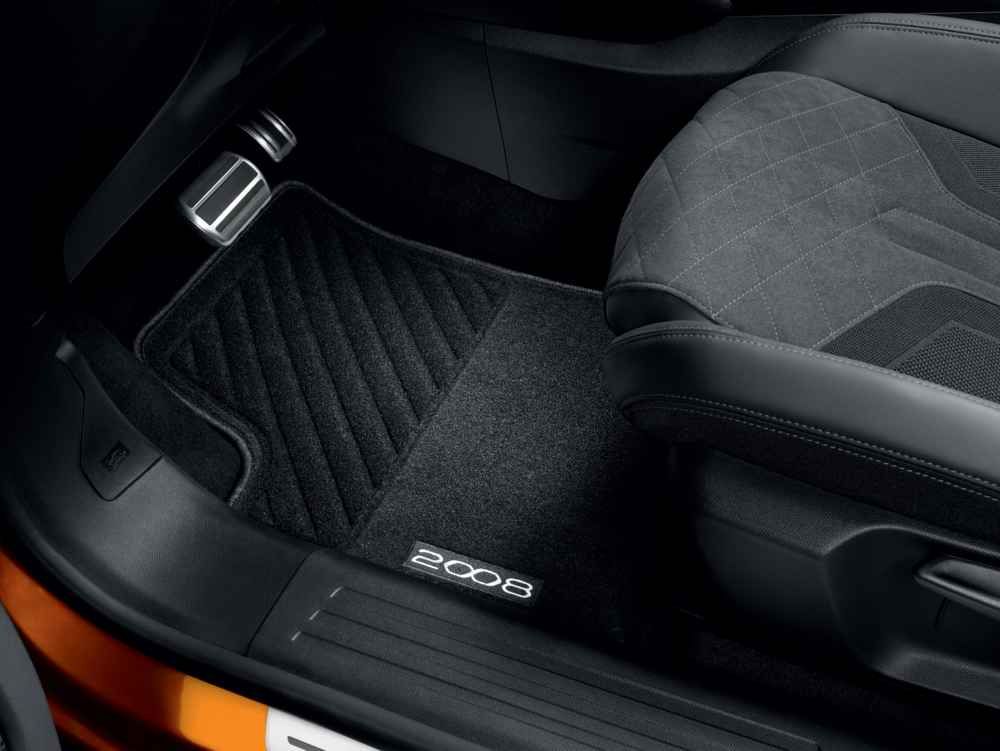 PEUGEOT NEW 2008 CARPET MATS Price £31.09